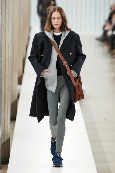 Look 12
